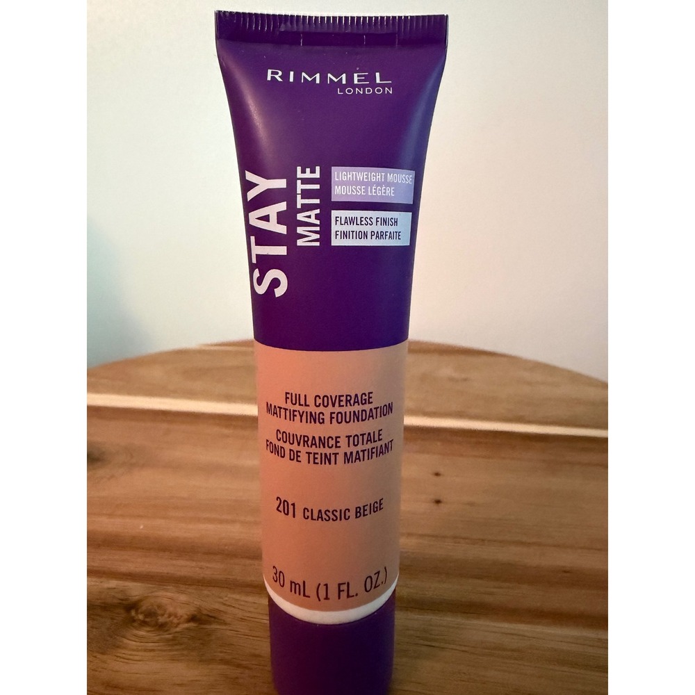 Rimmel London Stay Matte Lightweight Mousse 201 Classic Beige 1 fl oz Foundation